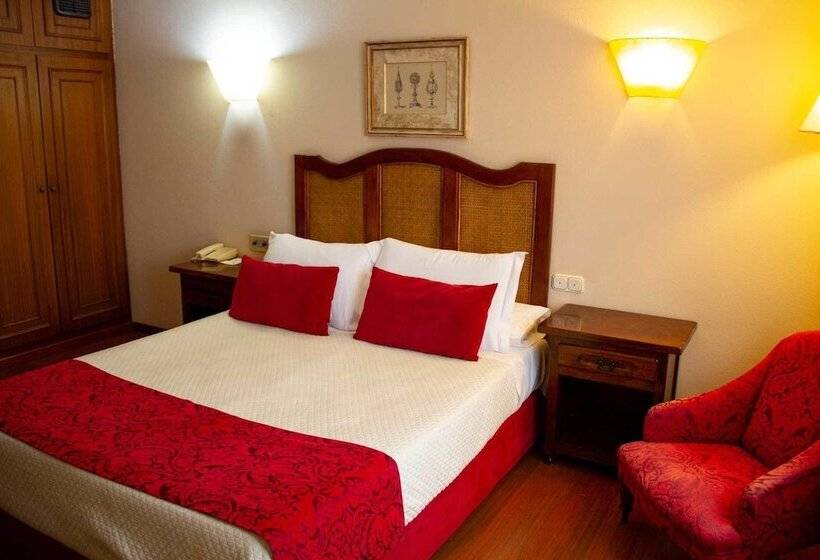 Quarto Estandar, Pazo O Rial