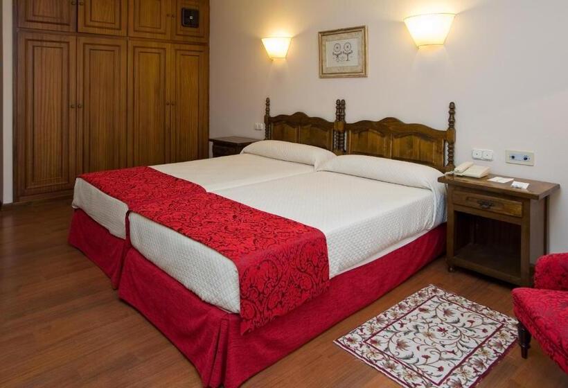 Quarto Estandar, Pazo O Rial