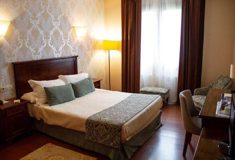 غرفة قياسية, Pazo O Rial