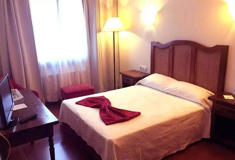 اتاق استاندارد یک نفره, Pazo O Rial