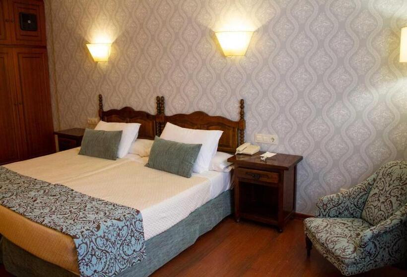 غرفة قياسية فردية, Pazo O Rial