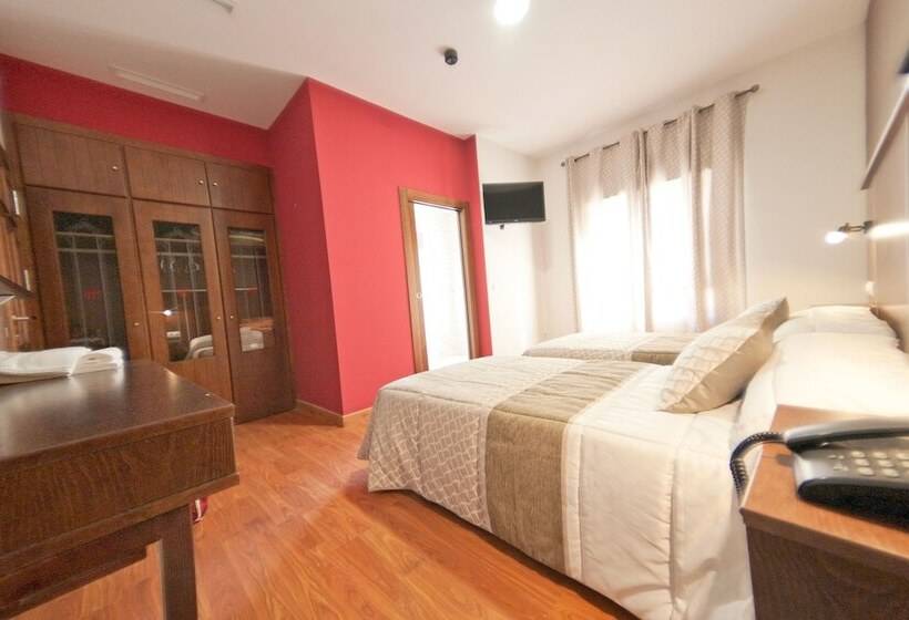 חדר סטנדרט, Plaza Manjon