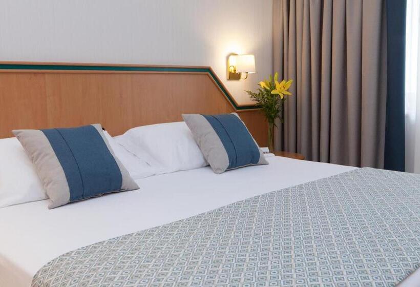 스탠다드 룸, Praga