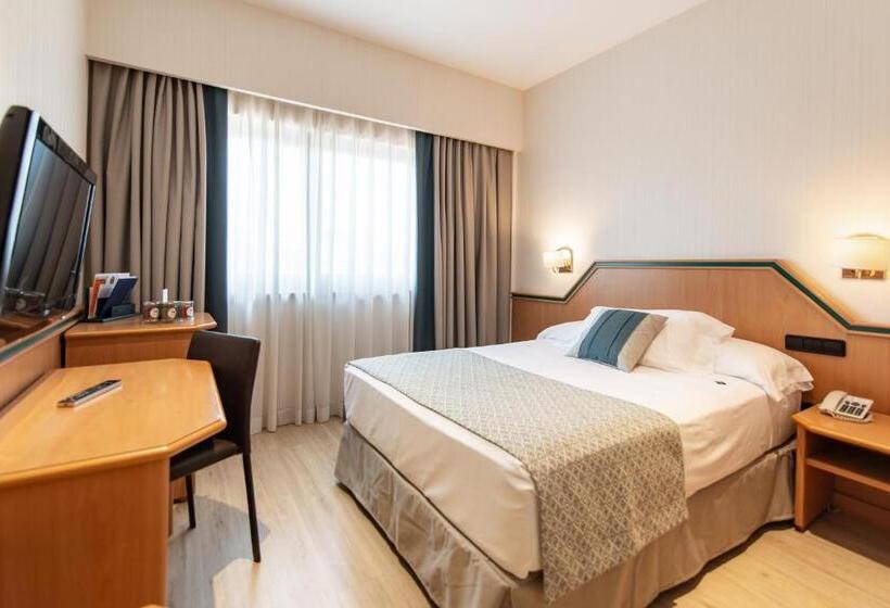 싱글 기본룸, Praga