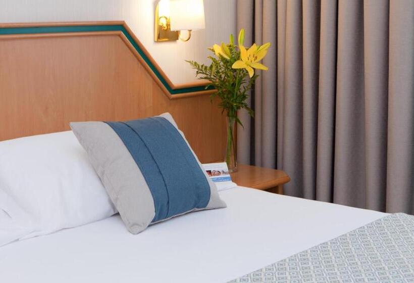 스탠다드 싱글 룸, Praga