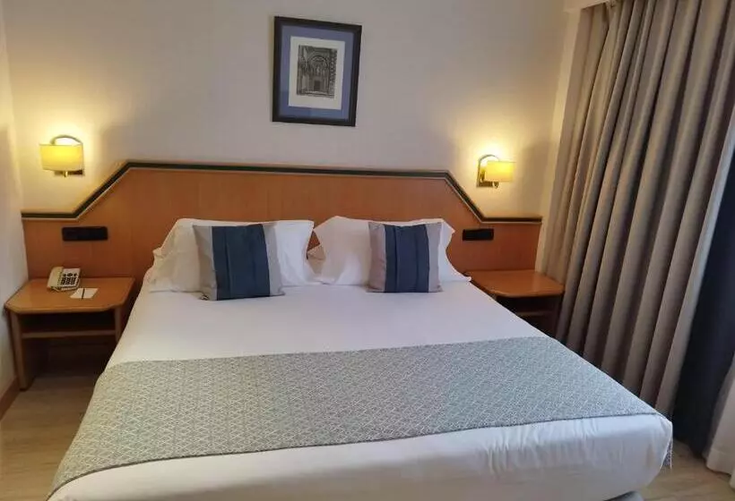 Quarto superior, Praga
