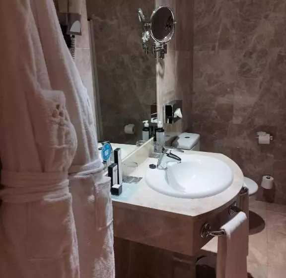 Quarto superior, Praga