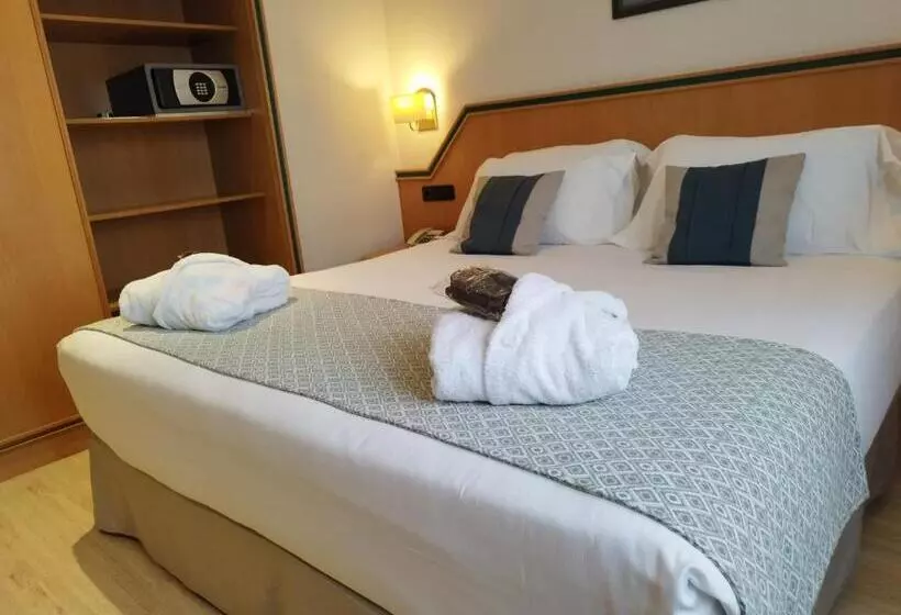 Quarto superior, Praga