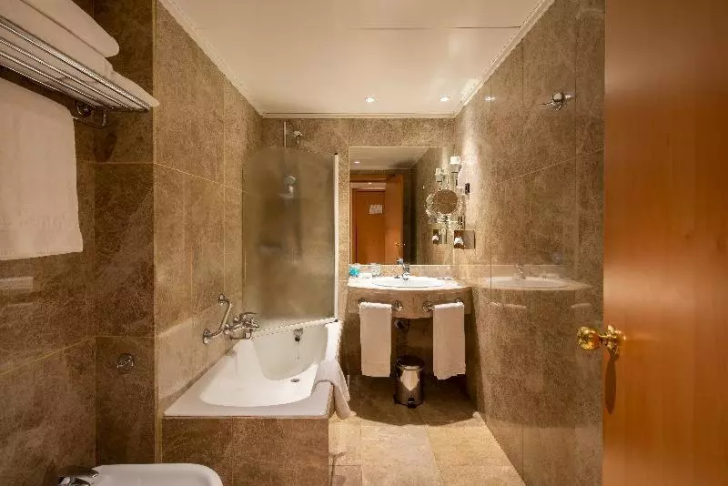 Quarto standard, Praga