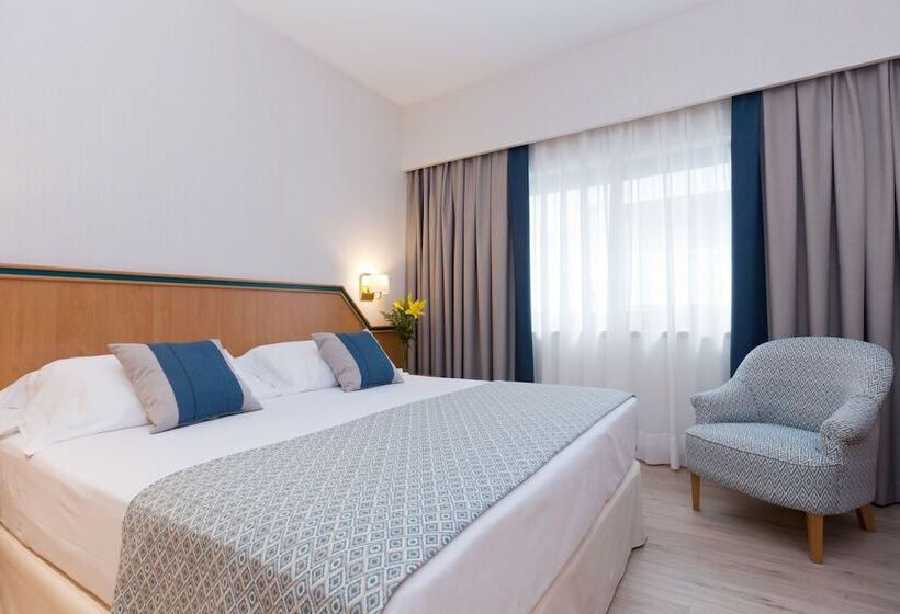 스탠다드 싱글 룸, Praga