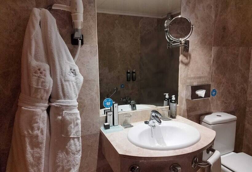 수피리어 룸, Praga