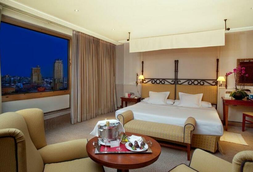 سوئیت با تخت بزرگ, Princesa Plaza Madrid