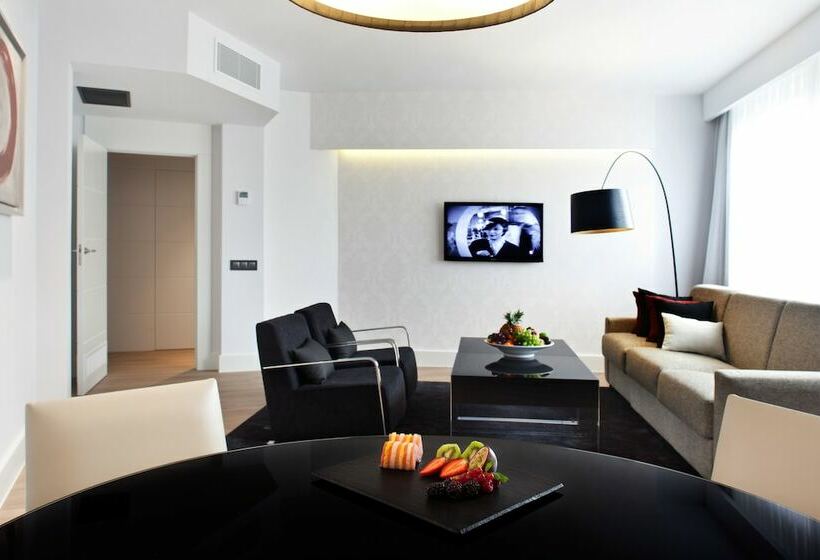 سوئیت با تخت بزرگ, Princesa Plaza Madrid