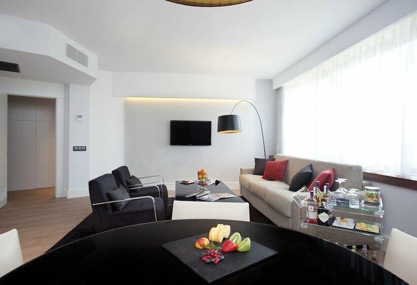 سوئیت با تخت بزرگ, Princesa Plaza Madrid