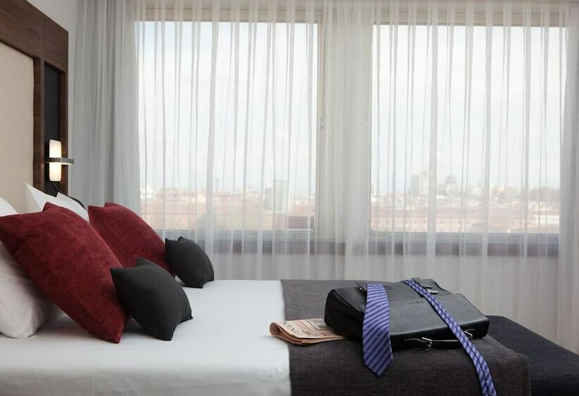 اتاق لوکس, Princesa Plaza Madrid