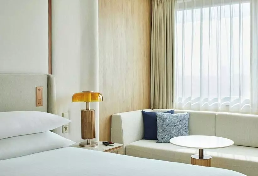 Superior Room City View