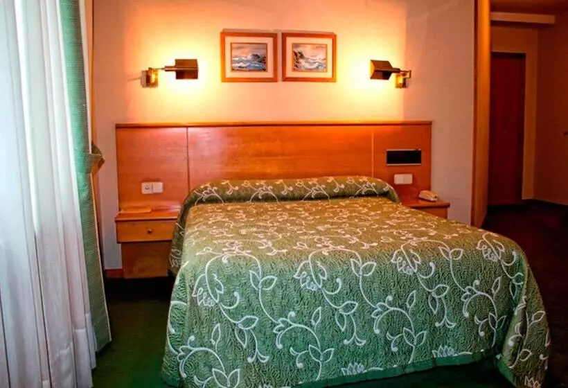 Quarto standart individual, Ramos