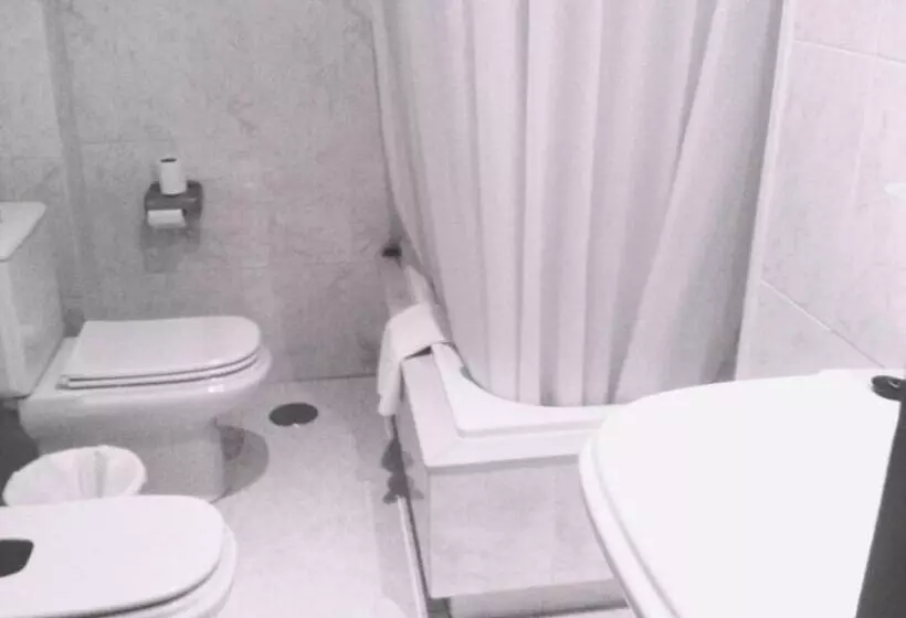 Quarto standart individual, Ramos
