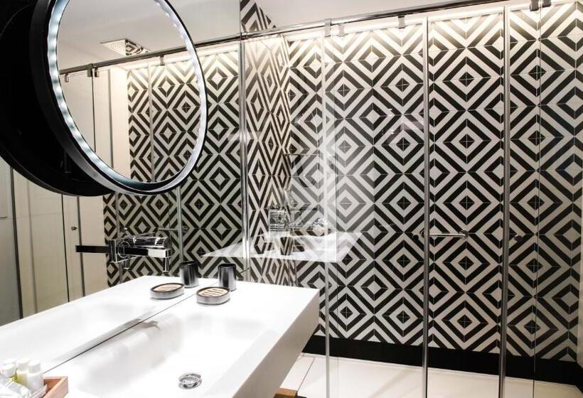 スタンダードインサイドビュールーム, Regina