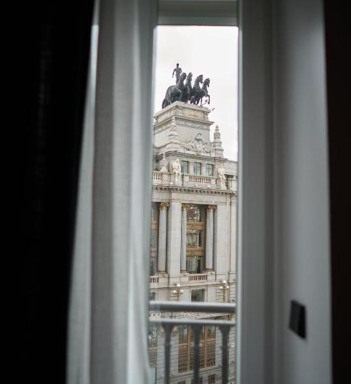 ジュニアスイート, Regina