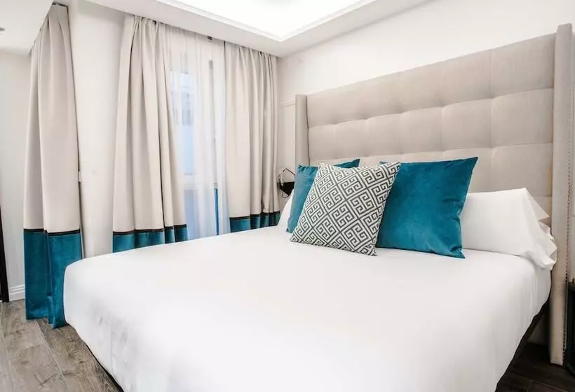 اتاق استاندارد اینتریور, Regina
