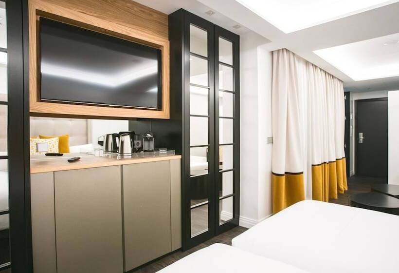 インサイドジュニアスイート, Regina