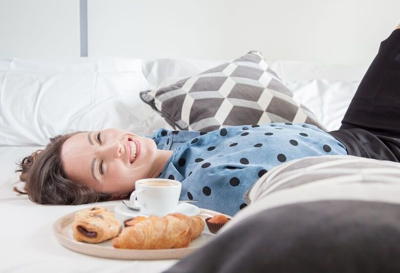 デラックスルーム, Regina