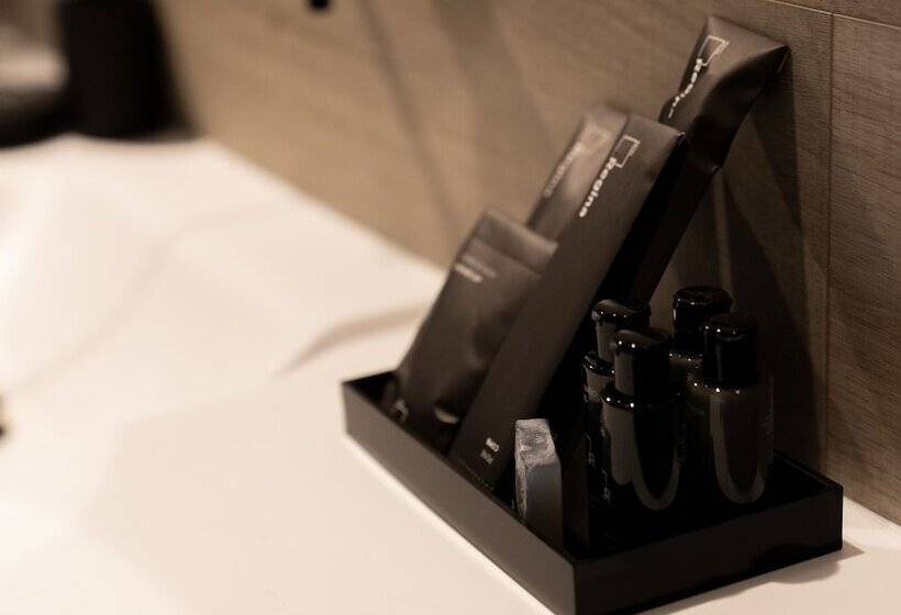 ペントハウスルーム, Regina