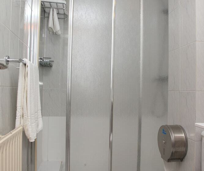 标准间, Restaurante Rúas