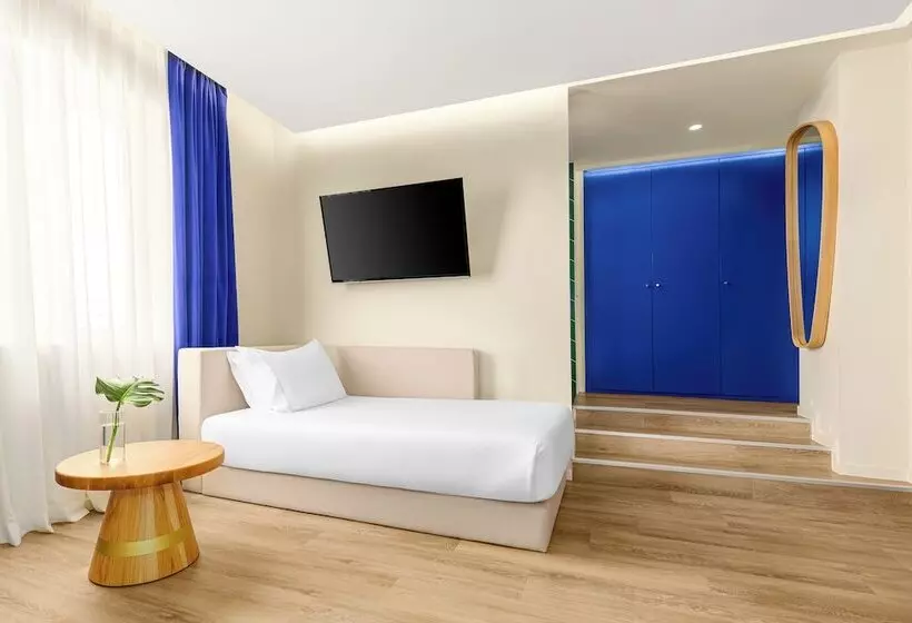 اتاق استاندارد سه نفره, Room Mate Macarena – Gran Via