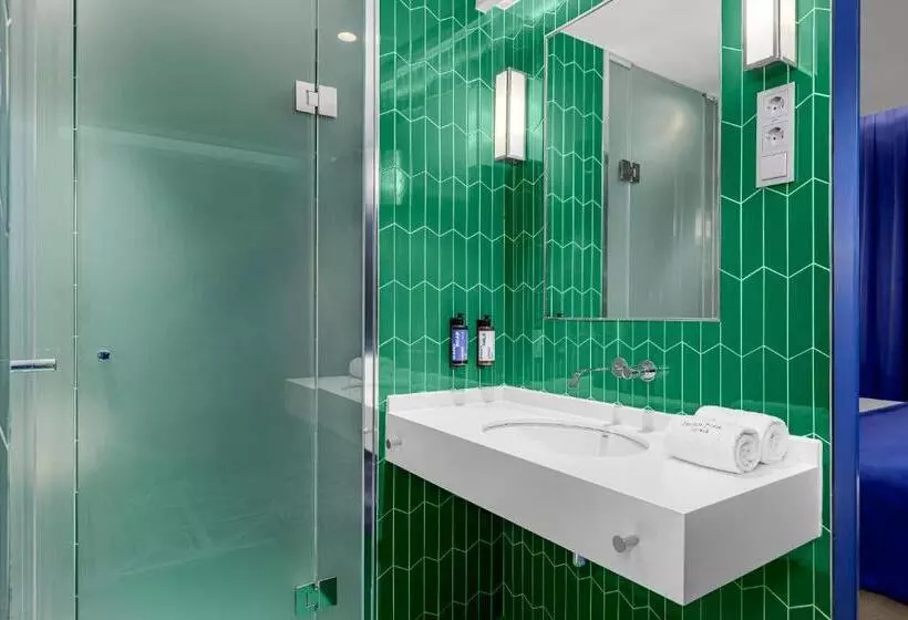 اتاق سوپریور, Room Mate Macarena – Gran Via