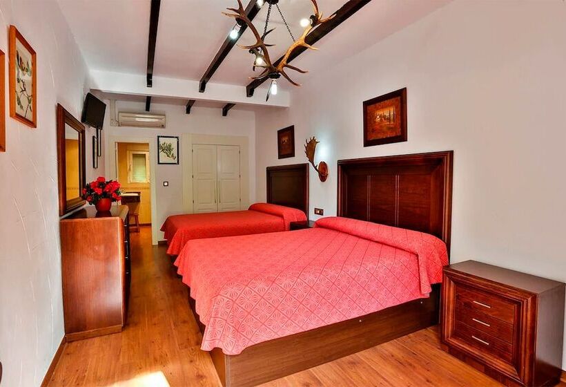 패밀리 룸, Rural Noguera De La Sierpe