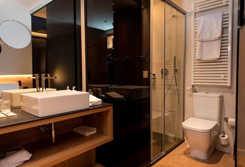 חדר סטנדרט, Terradets