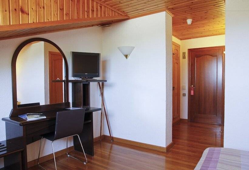 חדר פנטהאוז, Terradets