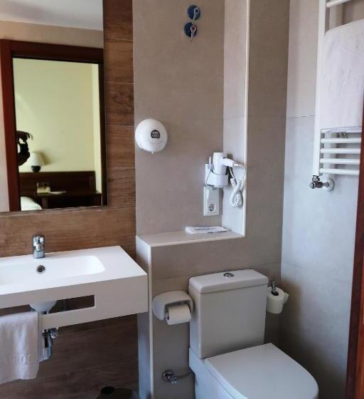 اتاق عادی یک تخته, Urogallo