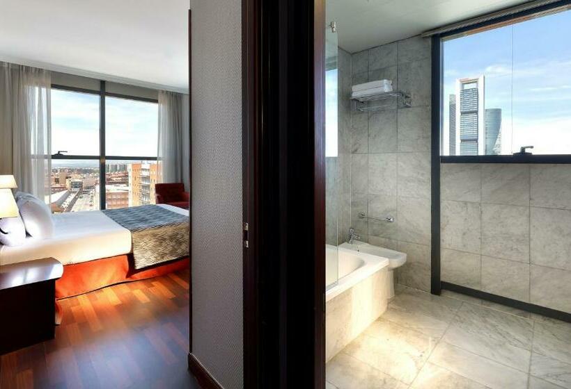 家庭间, Crisol Vía Castellana