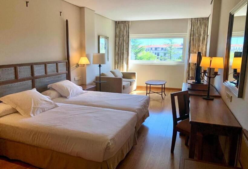 غرفة قياسية, Parador De Salamanca