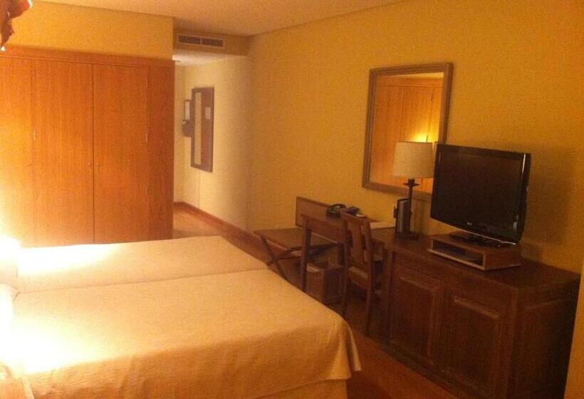 غرفة قياسية, Parador De Salamanca