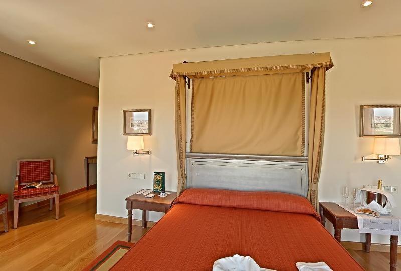 غرفة قياسية, Parador De Salamanca