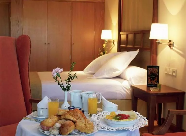 スタンダードルーム, Parador De Salamanca