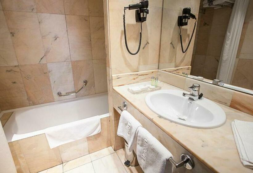 Номер Стандарт с Балконом, Habitus Hotel Europa