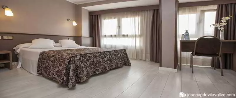 اتاق استاندارد یک نفره, B&b Hotel Tarragona Centro Urbis