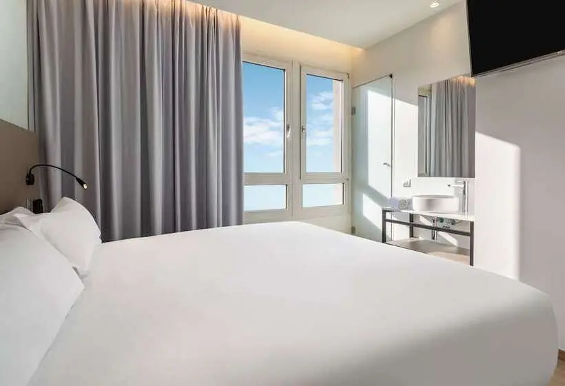 اتاق استاندارد, B&b Hotel Tarragona Centro Urbis