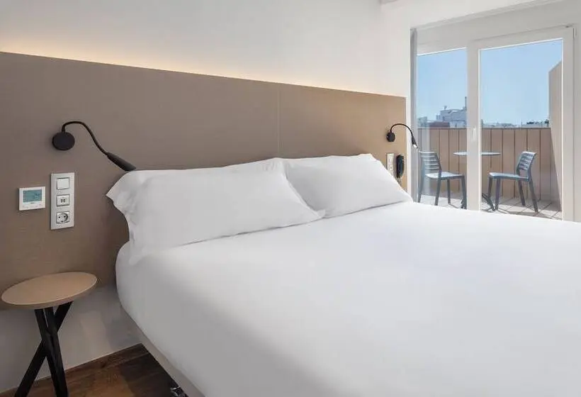اتاق استاندارد, B&b Hotel Tarragona Centro Urbis