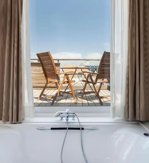 اتاق لوکس, B&b Hotel Tarragona Centro Urbis
