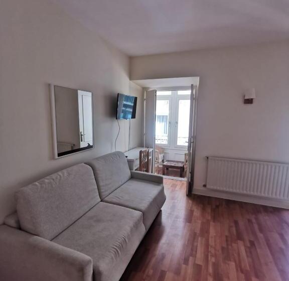 חדר סטנדרט לשלושה, Eco Hotel Mundaka