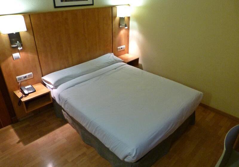 Номер Стандарт, Avenida