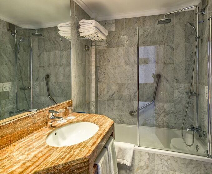 小型套房带海景, Balcon De Europa