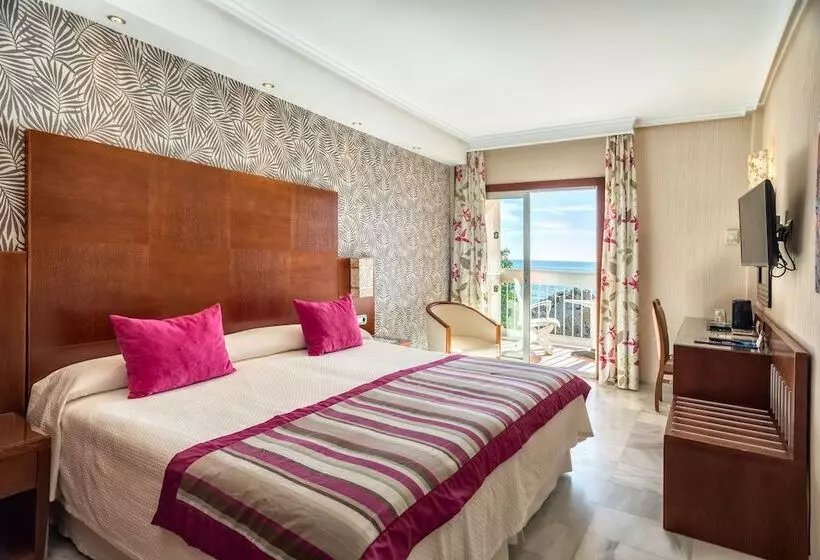 Deniz Manzaralı Balkonlu Standart Oda, Balcon De Europa