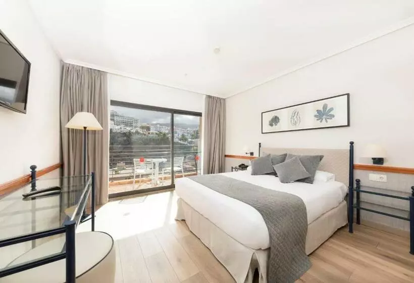 اتاق استاندارد سه نفره, Be Live Experience Orotava